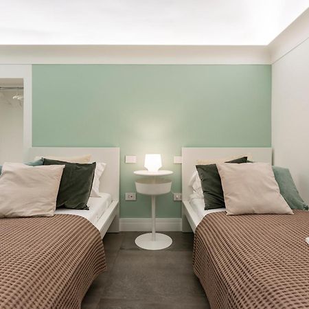A26 Apartments - Premium Apartment In เนเปิลส์ ภายนอก รูปภาพ