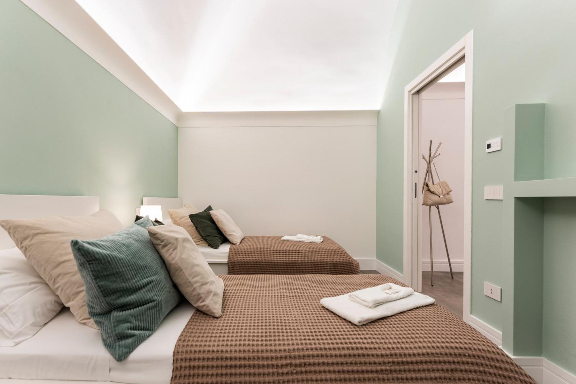 A26 Apartments - Premium Apartment In เนเปิลส์ ภายนอก รูปภาพ